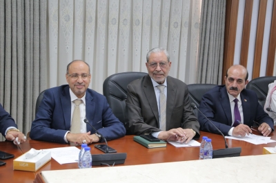 كتلة اتحاد الأحزاب الوسطية تفتح ملفات التعليم وتطالب بإصلاحات جذرية