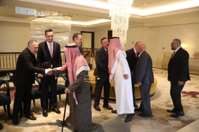 العيسوي طلب و العموش اعطى.. آل ابو دهيم و آل الحسيني نسايب - صور