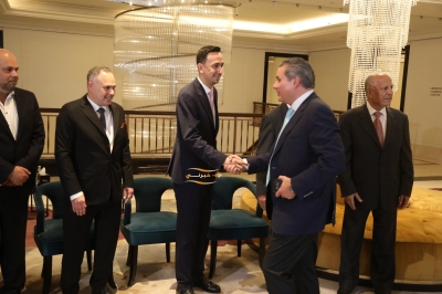 العيسوي طلب و العموش اعطى.. آل ابو دهيم و آل الحسيني نسايب - صور