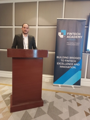 الدكتور الصمادي من 