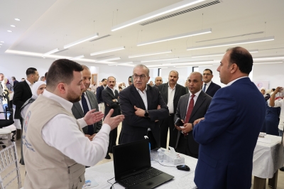 مستشفى الاستقلال ينظّم يوماً طبياً مجانياً لموظفي الأشغال برعاية الوزير أبو السمن