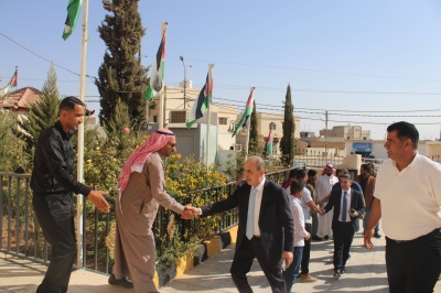 وزير الإدارة المحلية يتفقد بلدية أم القطين والمكيفتة - صور