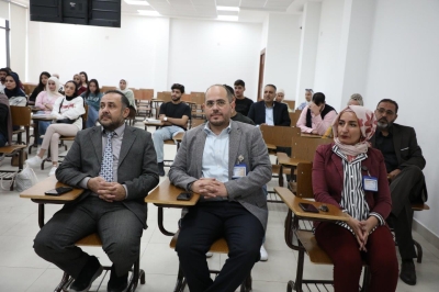 كلية الحقوق في جامعة عمان العربية تعزز التواصل مع طلبتها