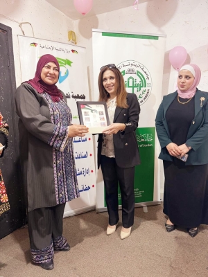 كلية التمريض في جامعة الزيتونة الأردنية تنفّذ فعاليتين توعويتين لتعزيز الوعي الصحي في المجتمع المحلي.