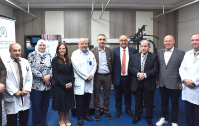 افتتاح عيادة د. يوسف زريقات لجراحة القلب في مستشفى الاستقلال - صور