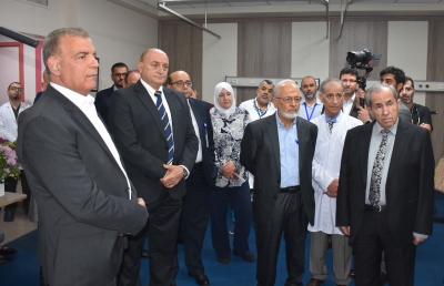 افتتاح عيادة د. يوسف زريقات لجراحة القلب في مستشفى الاستقلال - صور