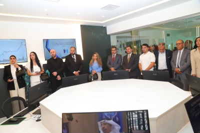 رئيس جامعة البترا يفتتح مختبر التكنولوجيا المالية الممول من شركة 