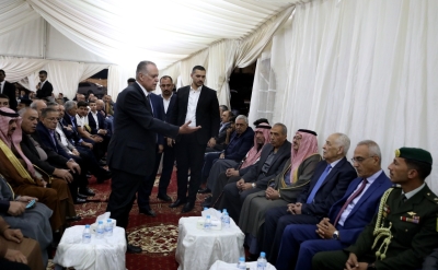 مندوبا عن الملك وولي العهد .. العيسوي يقدم واجب العزاء لـ 6 عشائر أردنية