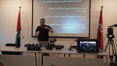 طلبة (إعلام الشرق الأوسط) يتفاعلون مع المخرج رأفت الطباخي في ورشة حول السينما الرقمية