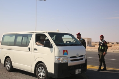 الشرطة العسكرية الملكية تطلق حملة الشتاء  - صور