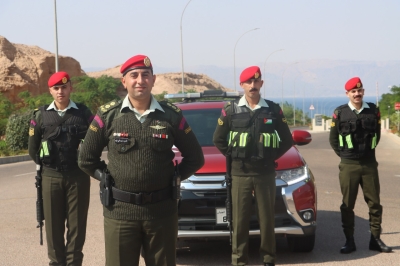 الشرطة العسكرية الملكية تطلق حملة الشتاء  - صور