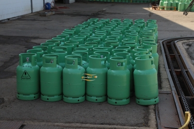 بالصور .. البشايرة: إعادة تعبئة 27.3 مليون أسطوانة غاز منزلي حتى نهاية تشرين الأول 2025 في المحطات الثلاث بعمان والزرقاء وإربد