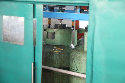 بالصور .. البشايرة: إعادة تعبئة 27.3 مليون أسطوانة غاز منزلي حتى نهاية تشرين الأول 2025 في المحطات الثلاث بعمان والزرقاء وإربد