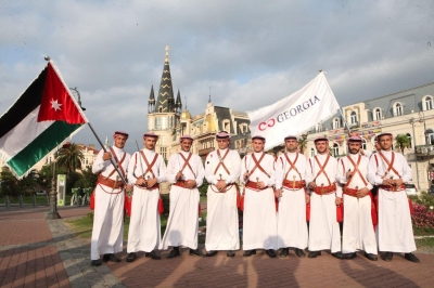 فرقة معان تمثل التراث الأردني في الكويت