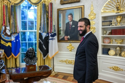 تظهر احتفاء بالرئيس السوري.. ترمب ينشر صورا للشرع خلال في المكتب البيضاوي