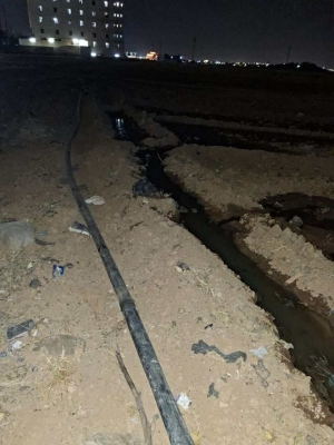 مواطن يوثّق استخدام مياه صرف صحي لري مزروعات – صور وفيديو