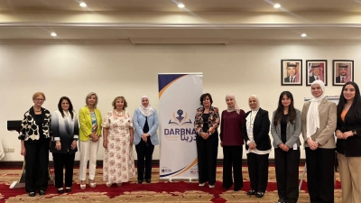 (الشرق الأوسط) تستضيف مسؤولة برنامج الدكتوراه المستضاف في جامعة بيدفوردشير البريطانية