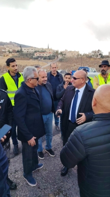 بالصور .. حملة لإزالة الأكشاك والبسطات المخالفة في جرش