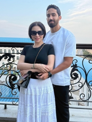 الصور الأولى من شهر عسل مي عز الدين وأحمد تيمور