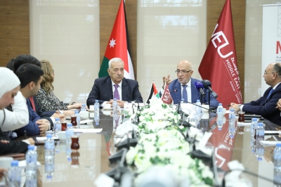 افتتاح الدورة العادية لمجلس اتحاد البرلمان الطلابي في جامعة الشرق الأوسط بمشاركة المستقلة للانتخاب