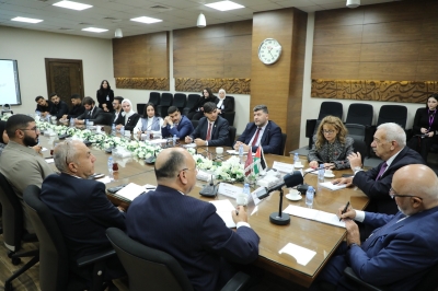 افتتاح الدورة العادية لمجلس اتحاد البرلمان الطلابي في جامعة الشرق الأوسط بمشاركة المستقلة للانتخاب