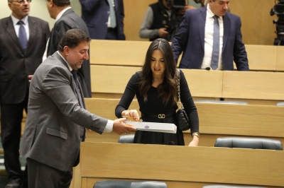 الأردن.. بدء جلسة مجلس النواب لمناقشة (خدمة العلم) - صور