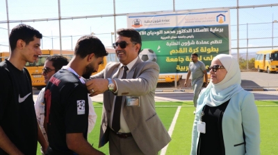 فريق طلبة كلية صيدلة عمان العربية يُتوج ببطولة كرة القدم على مستوى كليات الجامعة