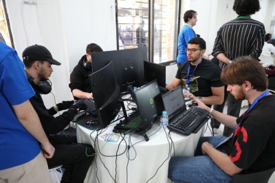 جامعة عمان العربية تختتم التحدي الأردني الأول للأمن السيبراني بمشاركة (25) جامعة و(112) فريقًا