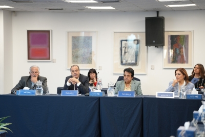 ندوة في شومان بعنوان (العرب ومشكلة العقل)