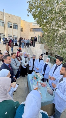 يوم توعوي في كلية الصيدلة بجامعة الزيتونة الأردنية بعنوان 