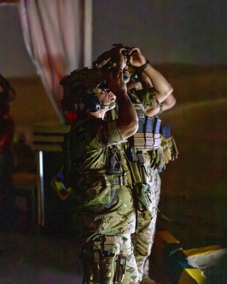 الملك يتابع تمرين أسود الهواشم بمشاركة ولي العهد