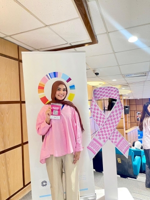 الطالبة لين نوفل من 