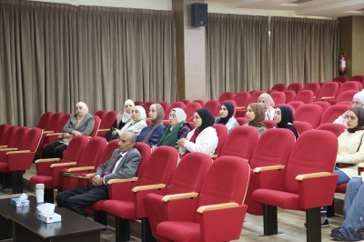 جامعة الزيتونة الأردنية تنظّم جلسة تدريبية حول مهارات سوق العمل الرقمي الجديد