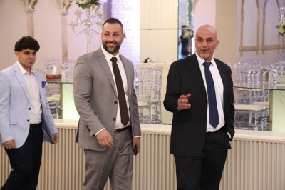 الحموري وعثمان نسايب 