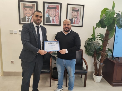 كلية التمريض في الزيتونة تنظّم محاضرة حول الرعاية التمريضية لمرضى السرطان أثناء العلاج الكيميائي