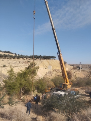 حملة لإغلاق 11 بئرا مخالفة وضبط خطوط سحب قرب سد الكفرين - صور