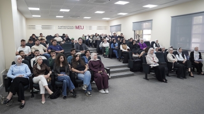 إطلاق (نادي العمارة) خلال لقاء الطلبة الجدد لقسم هندسة العمارة في (الشرق الأوسط)