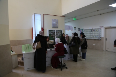 كلية الصيدلة في الزيتونة تنظم فعالية صحية بالتعاون مع LaKlinike Beauty Clinic