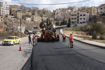 أمانة عمان : تعبيد 2.8 مليون متر مربع من الشوارع خلال 4 أشهر