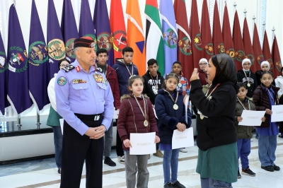 مدير الأمن العام يرعى تخريج دورة أصدقاء الأمن العام الاولى للطلاب الصم والبكم