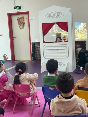 تصميم الأزياء في الزيتونة ينفّذ تجربة تدريبية مبتكرة داخل حضانة الجامعة