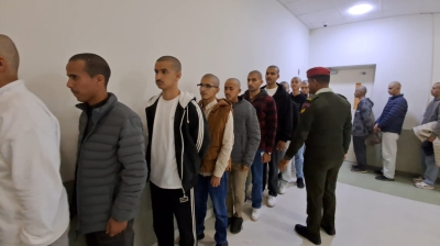 الجيش يبدأ بإجراء الفحوصات الطبية للمكلفين بخدمة العلم - صور