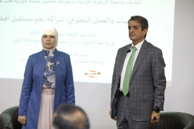 وزير الشباب يشارك في جلسة حوارية حول الشباب والعمل التطوعي في جامعة الزيتونة الاردنية