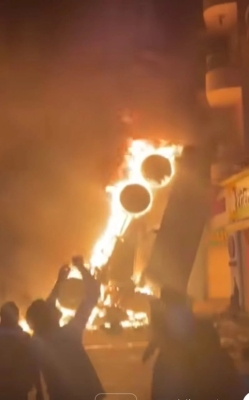 مصر.. سقوط شاحنة نقل من أعلى كوبري يخلف ضحايا وخسائر بالغة - (فيديو - صور)