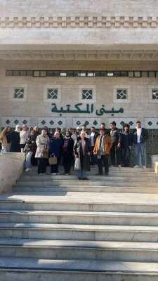 كلية الآداب في جامعة الزيتونة الأردنية تنظّم مسابقة للكتابة الحرة باللغة الإنجليزية