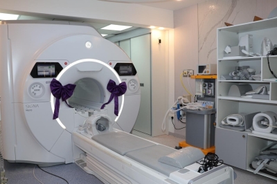 الخدمات الطبية تعلن إدخال جهاز تصوير رنين مغناطيسي مدعوم بالذكاء الاصطناعي