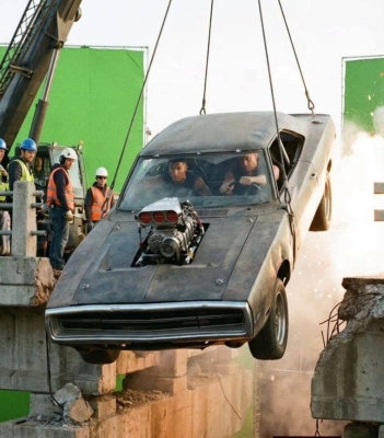 حقيقة صور رونالدو بموقع تصوير (Fast & Furious) التي أشعلت مواقع التواصل