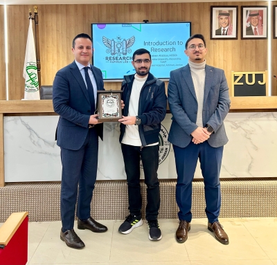 كلية الصيدلة في جامعة الزيتونة الأردنية تنظّم محاضرة علمية حول منهجية البحث والنشر العلمي