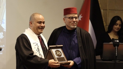 التطبيقية للصناعات البلاستيكية تكرم رئيس مجلس إدارتها رضوان خطاب