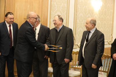 العربيات وحماد نسايب